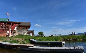 Lake View Suites